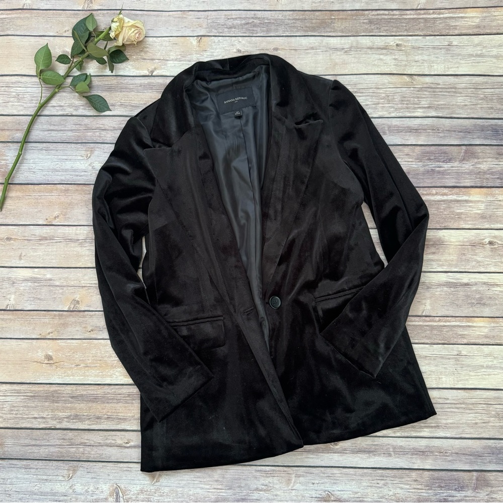 Banana Republic | Velour Black Blazer